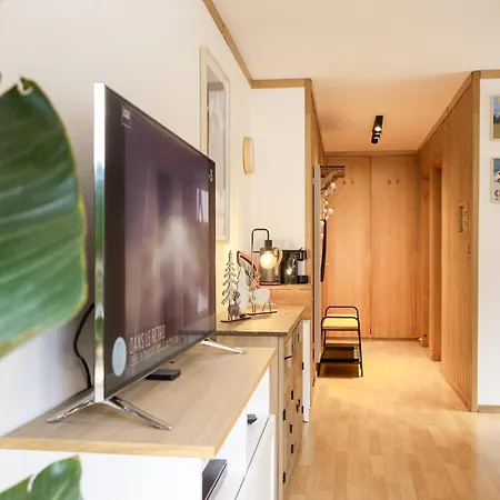 Kid-friendly Near Lifts Lejlighed *